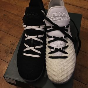 Lebron 16’s Grade School 6Y